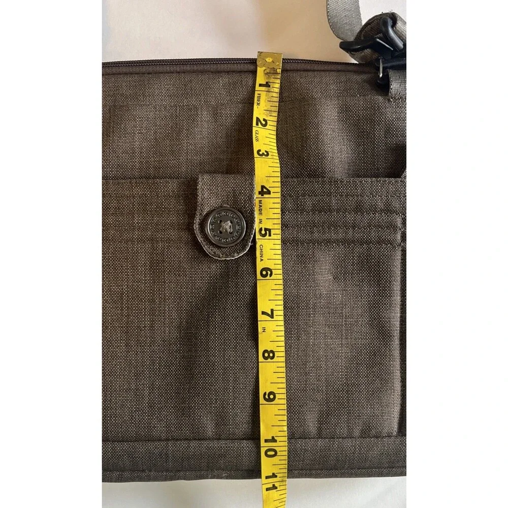 OGIO Tribeca Terra Laptop Bag iPad Tablet Sleeve Brown Messenger 10.25x14x2 Inch